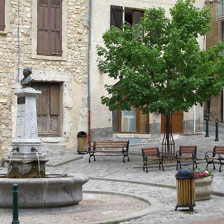 Au Vieux Tilleul Bed and Breakfast Veynes Exterior foto